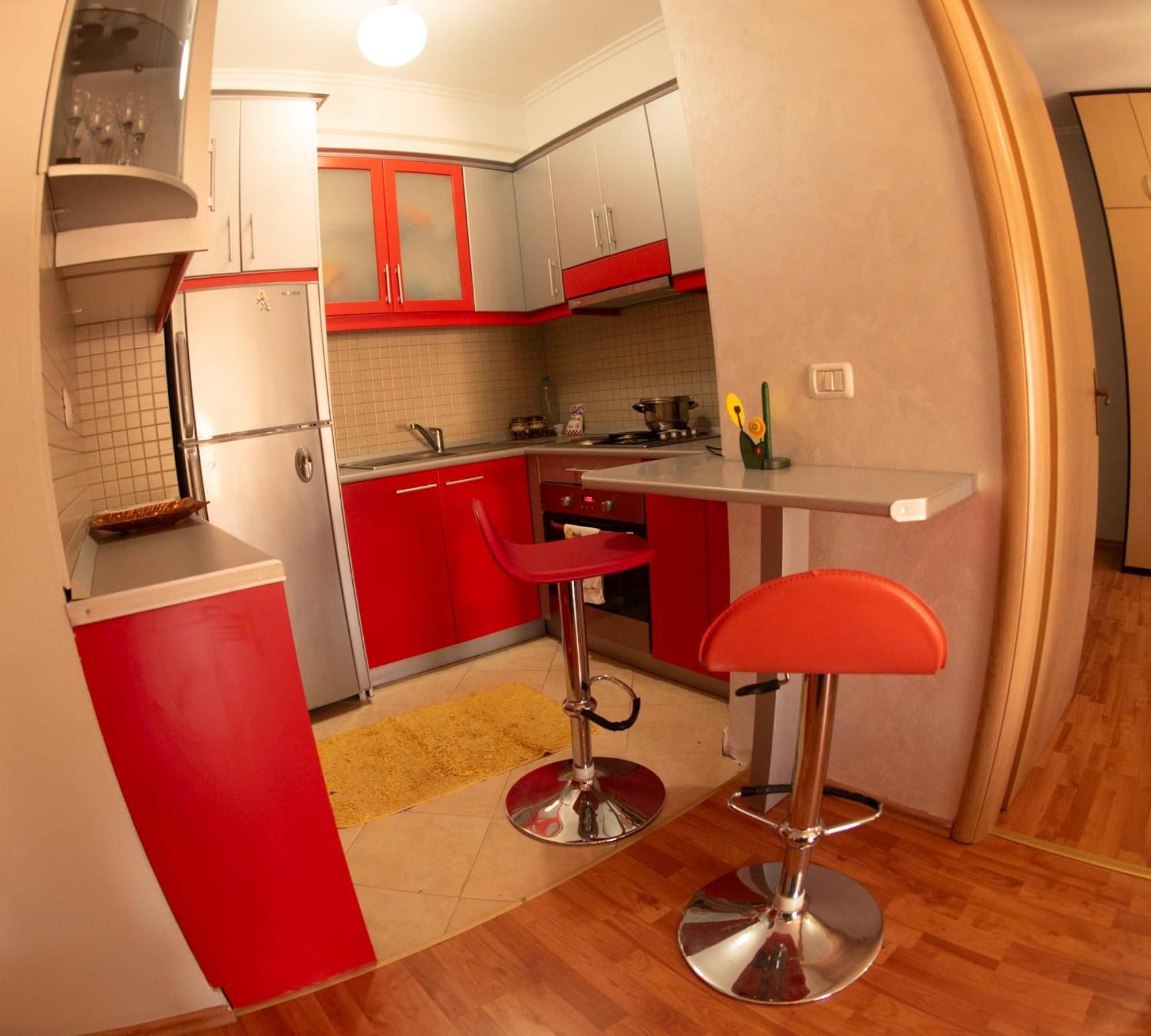 Appartamento Apartament Egzoni City Center Berat Esterno foto